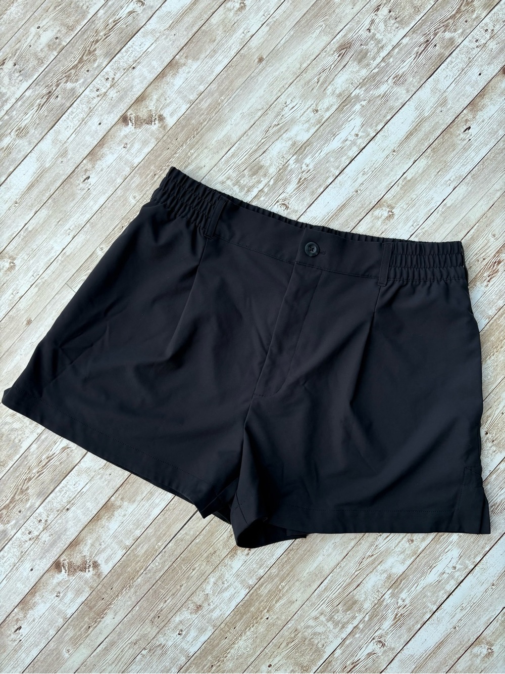Beyond Yoga Status Shorts